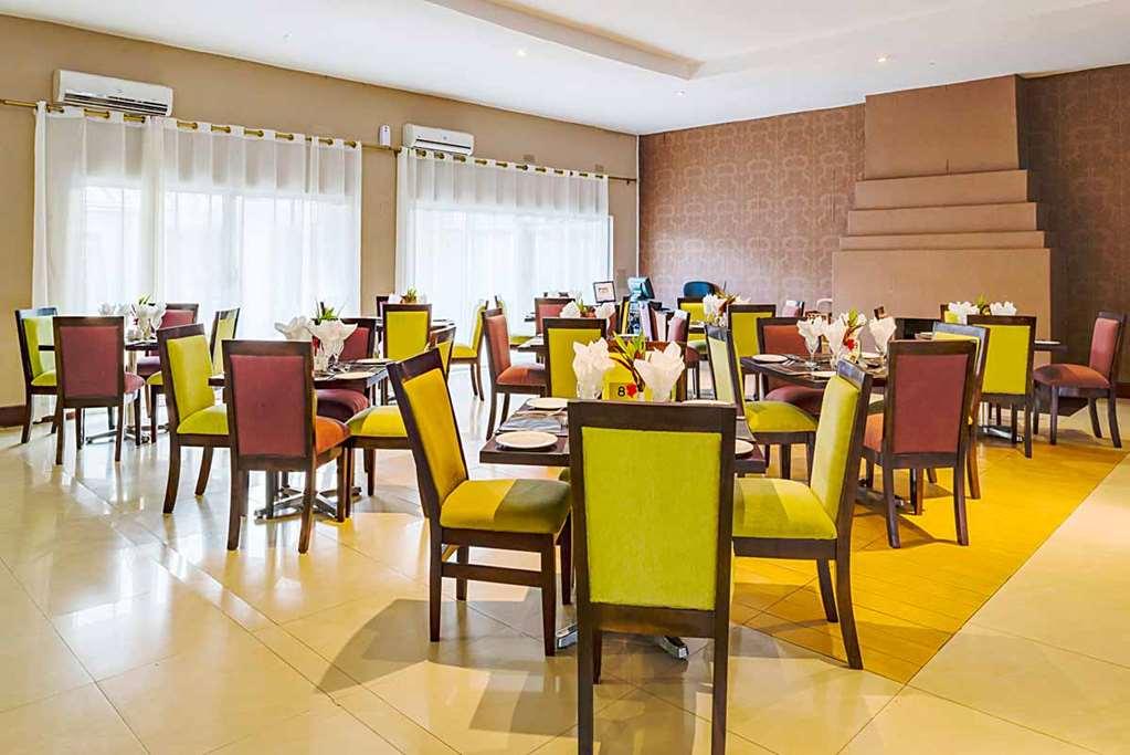 Kadoma Hotel & Conference Centre Restauracja zdjęcie