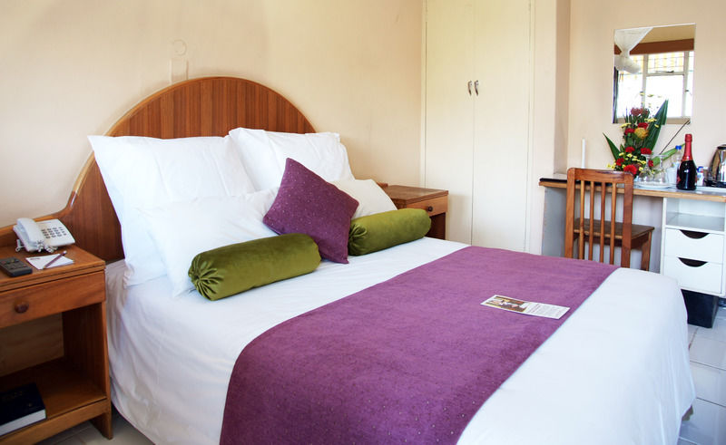 Kadoma Hotel & Conference Centre Zewnętrze zdjęcie