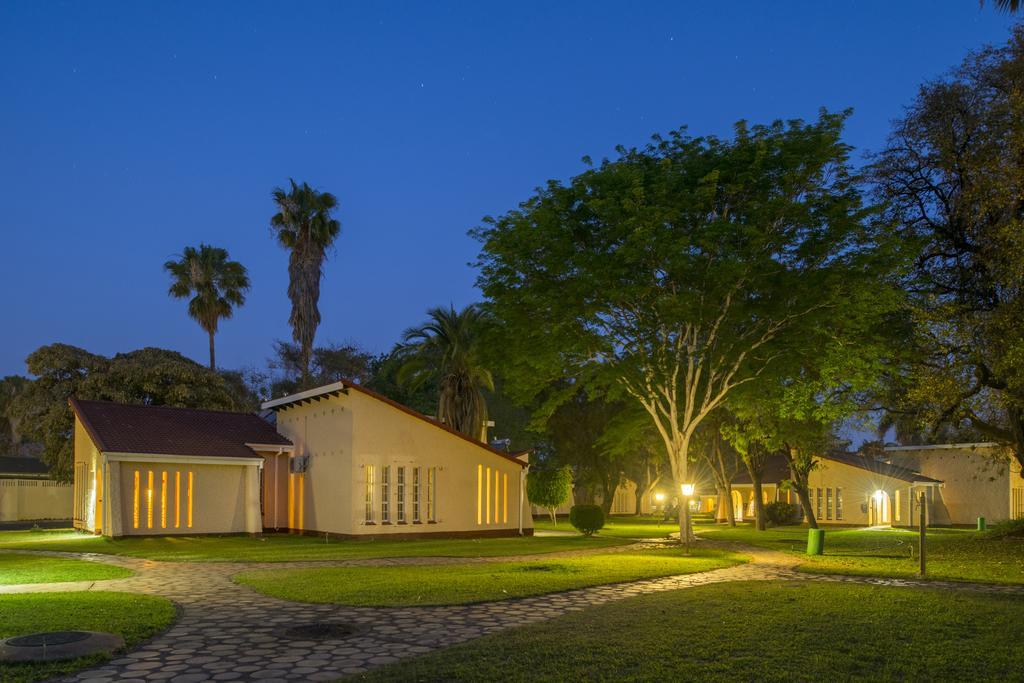 Kadoma Hotel & Conference Centre Zewnętrze zdjęcie